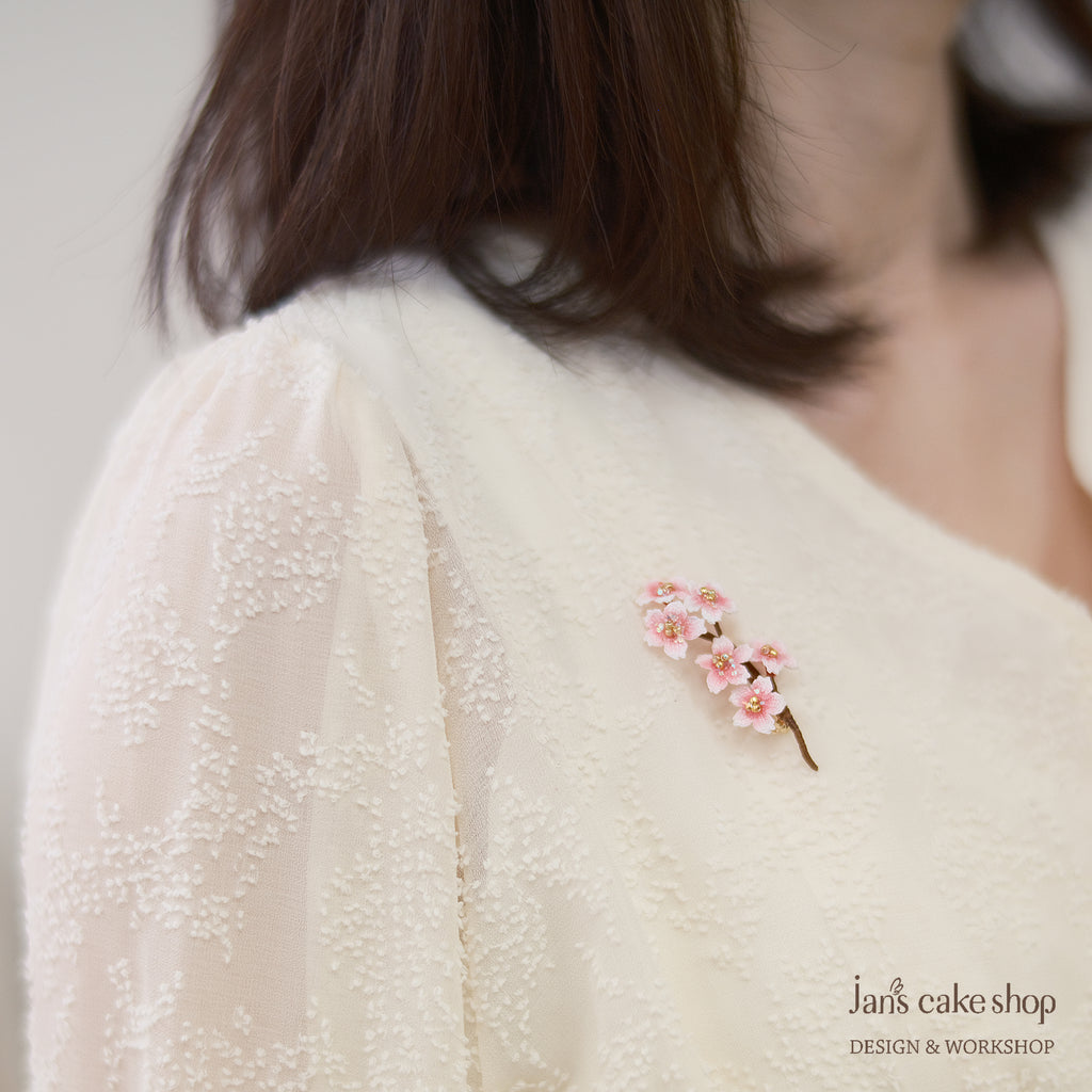 Sakura Brooch by Sherry Yeung