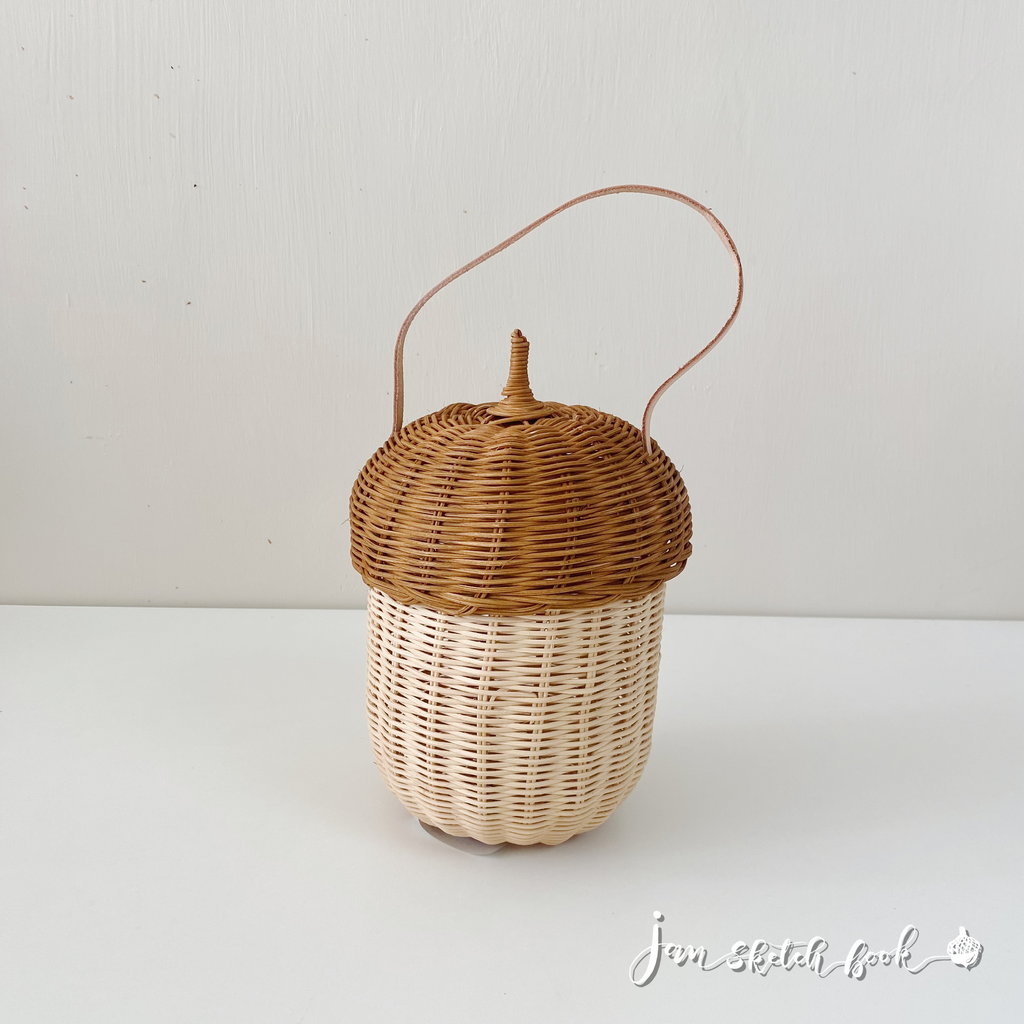 Acorn Basket